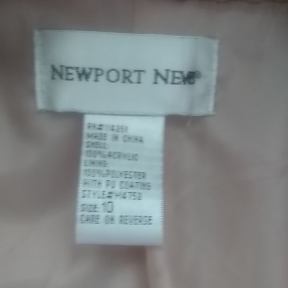 Jacket - Picture 2 of 4